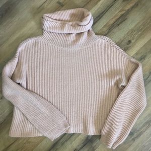 Light pink turtle neck American Eagle